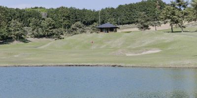 img_courses_hole-14-003